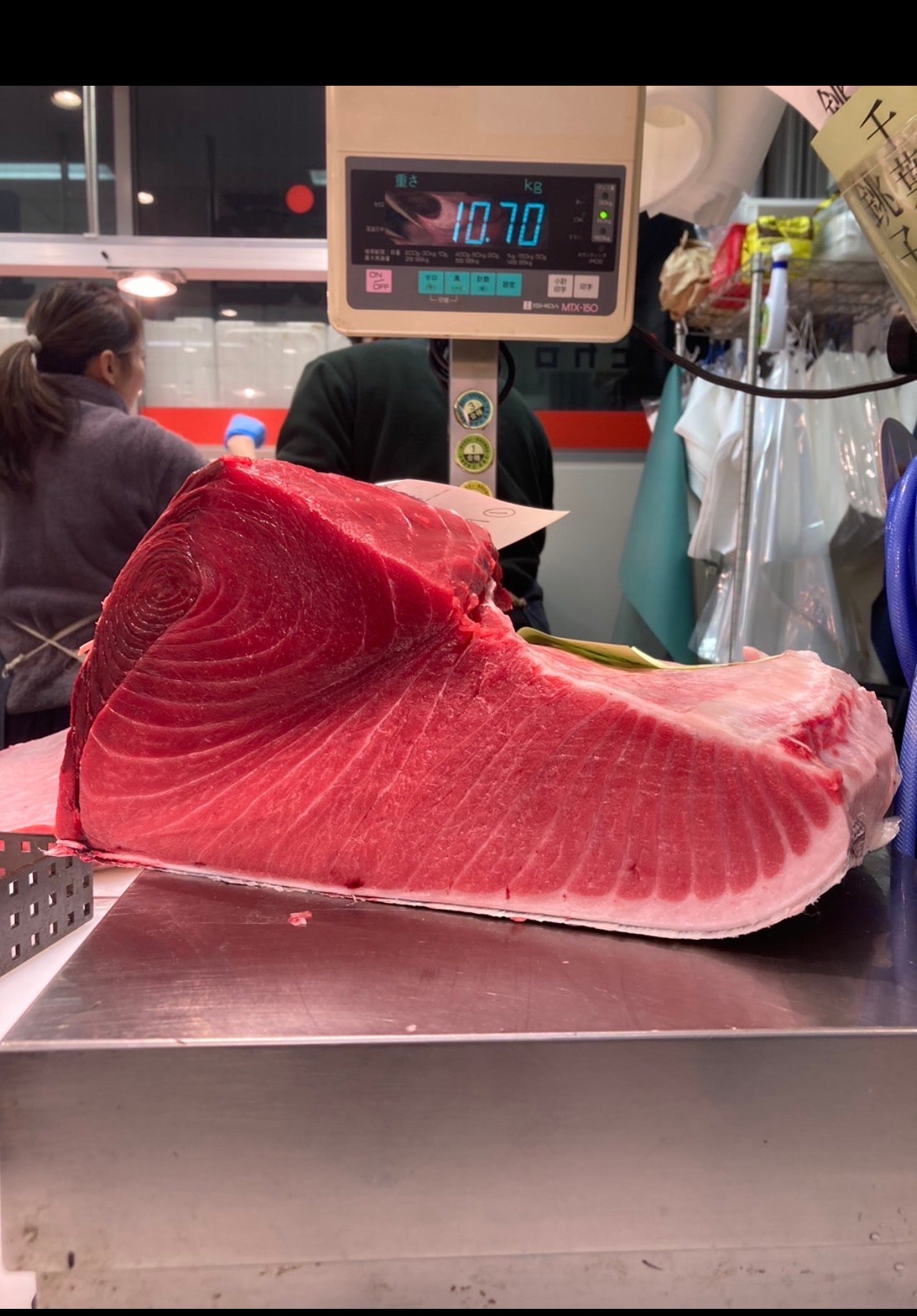 Premium Japanese Farm-Raised Bluefin Tuna Loin (Hon-Maguro) 30~40LB Belly Loin